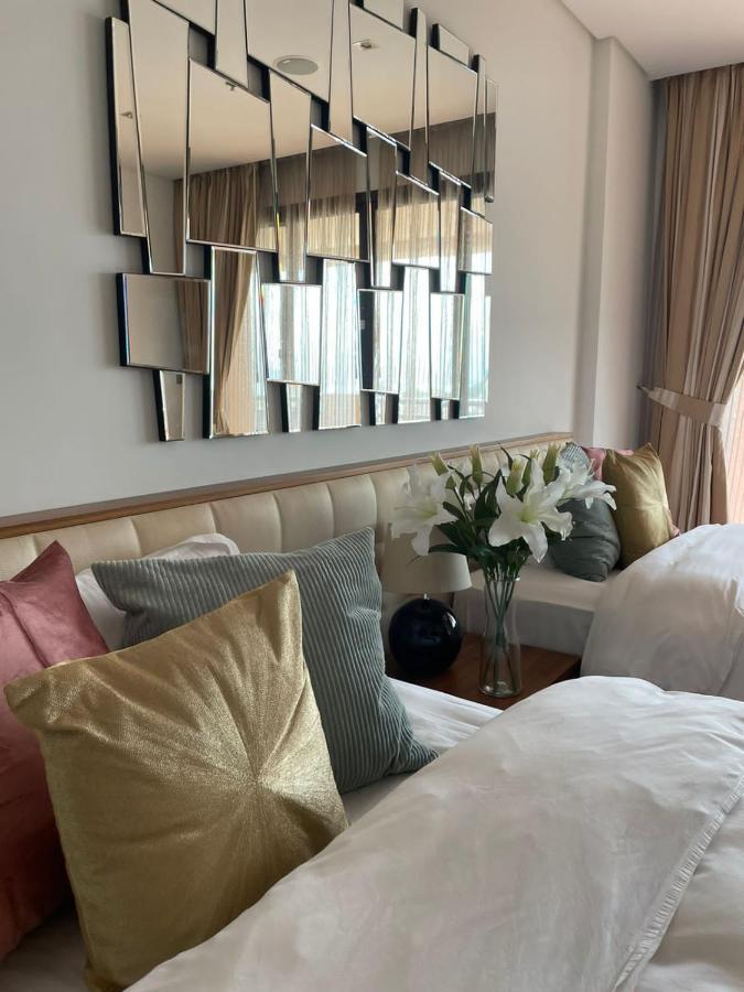 Luxurious 2 Bedroom Apartment In Anantara Hotel And Residences Dubai Exterior foto
