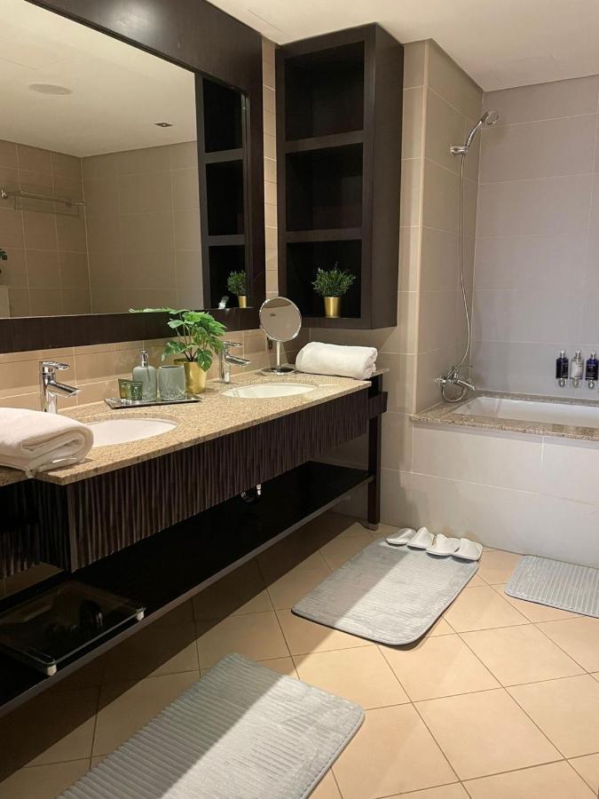 Luxurious 2 Bedroom Apartment In Anantara Hotel And Residences Dubai Exterior foto